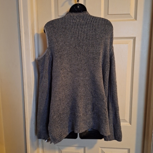 Style&Co cold shoulder sweater size XL - Picture 5 of 7